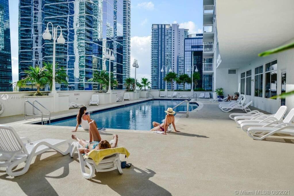Ocean View 35Th Floor, In The Heart Of Miami Apartment Exterior foto