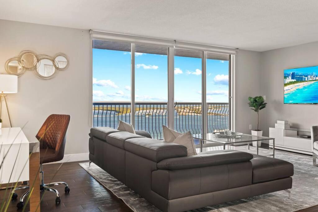 Ocean View 35Th Floor, In The Heart Of Miami Apartment Exterior foto